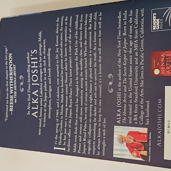 The Secret Keeper of Jaipur By Alka Josh Publisher Mira  Paperback edition 2021 - Picture 6 of 17